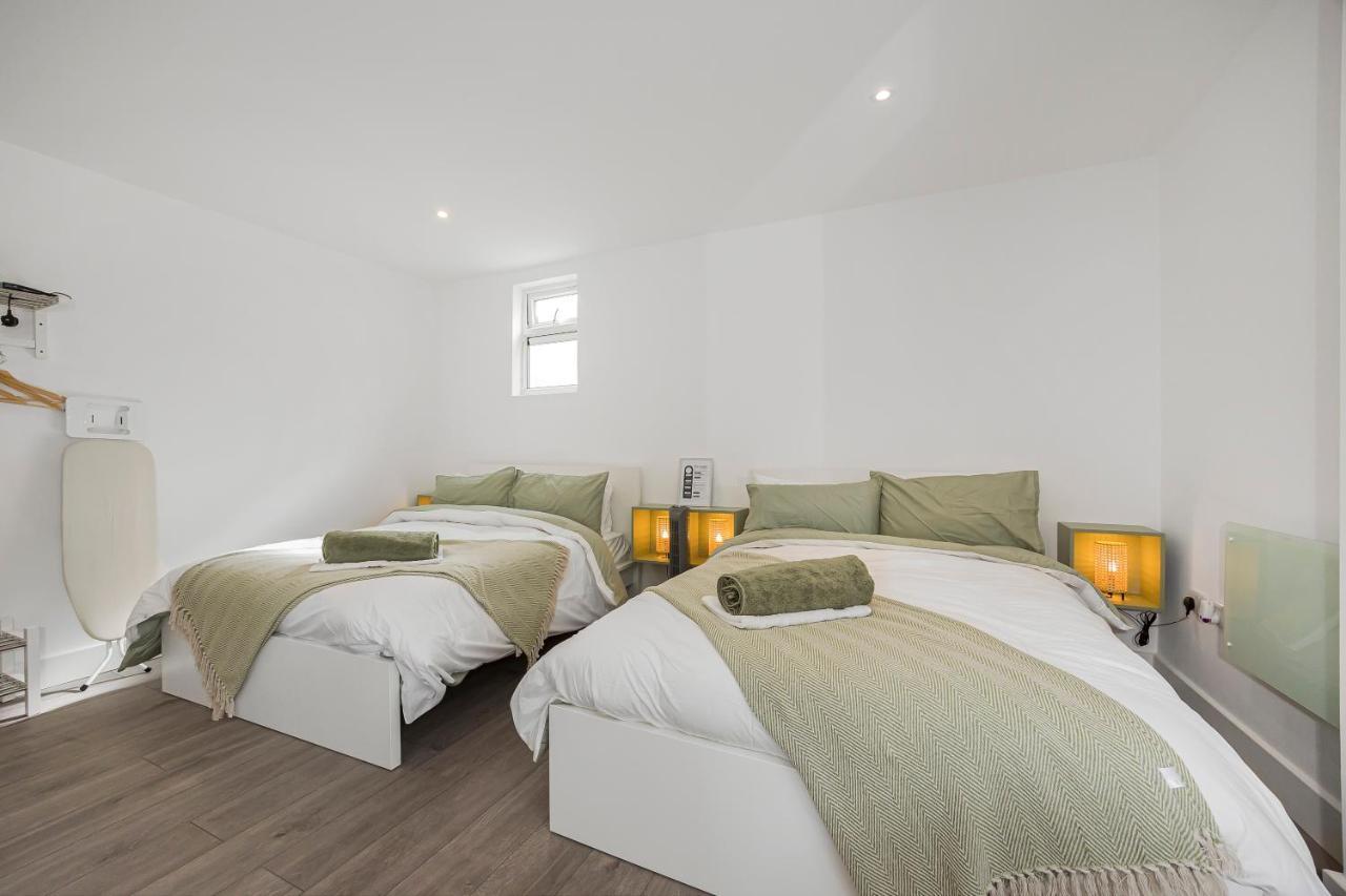 London Haven At Rutland House Apartment Ilford Bagian luar foto