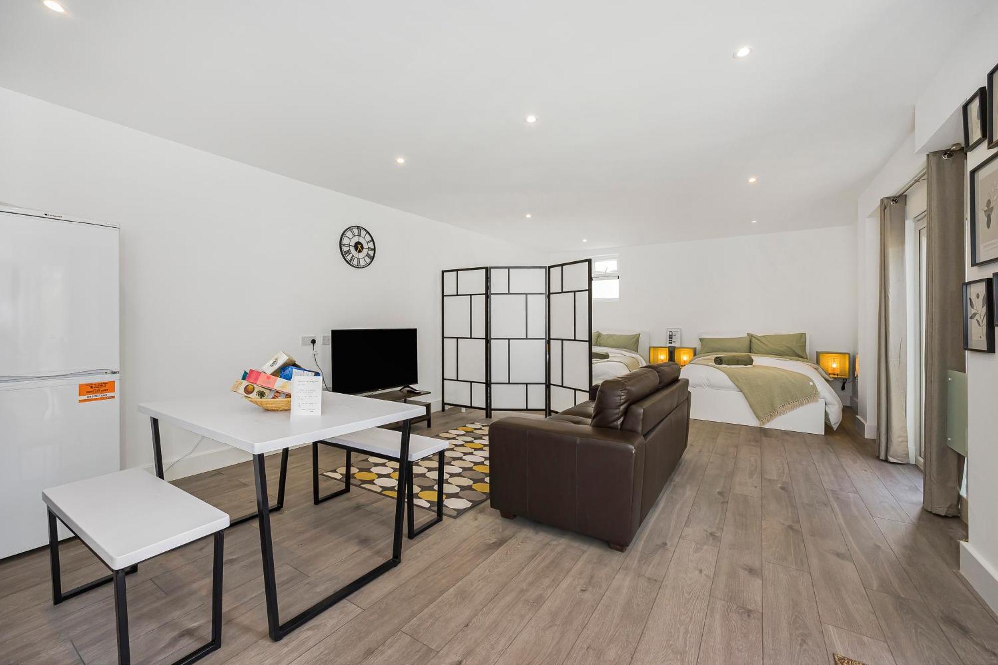 London Haven At Rutland House Apartment Ilford Bagian luar foto