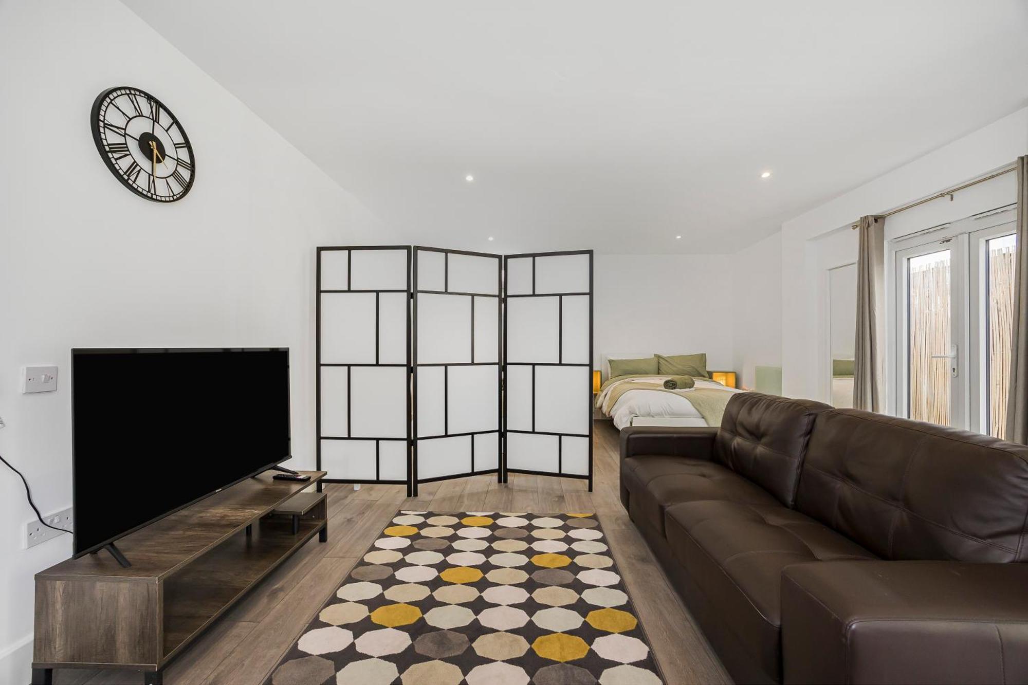 London Haven At Rutland House Apartment Ilford Bagian luar foto