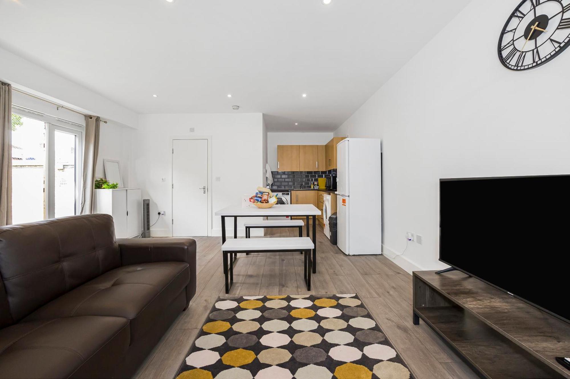 London Haven At Rutland House Apartment Ilford Bagian luar foto